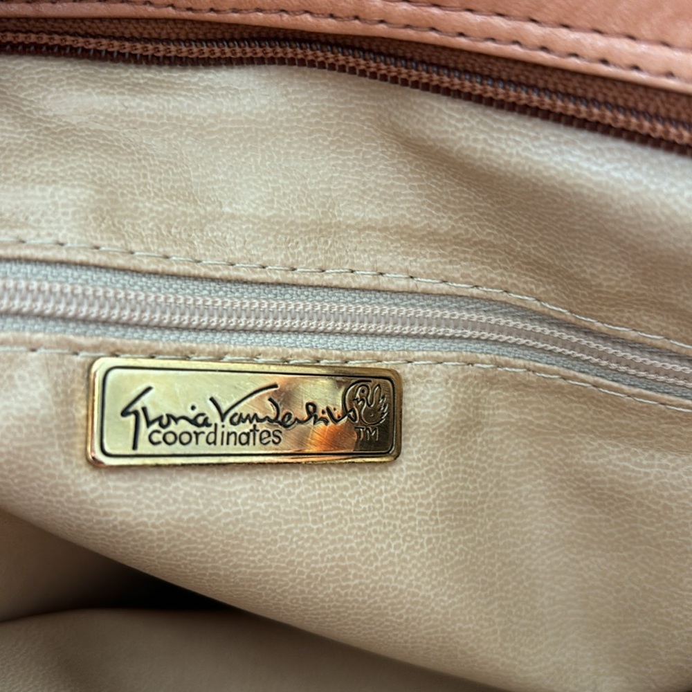 Vintage Gloria Vanderbilt Tan Slouch Shoulder Crossbody Bag Scarf Boho Western - Picture 8 of 17